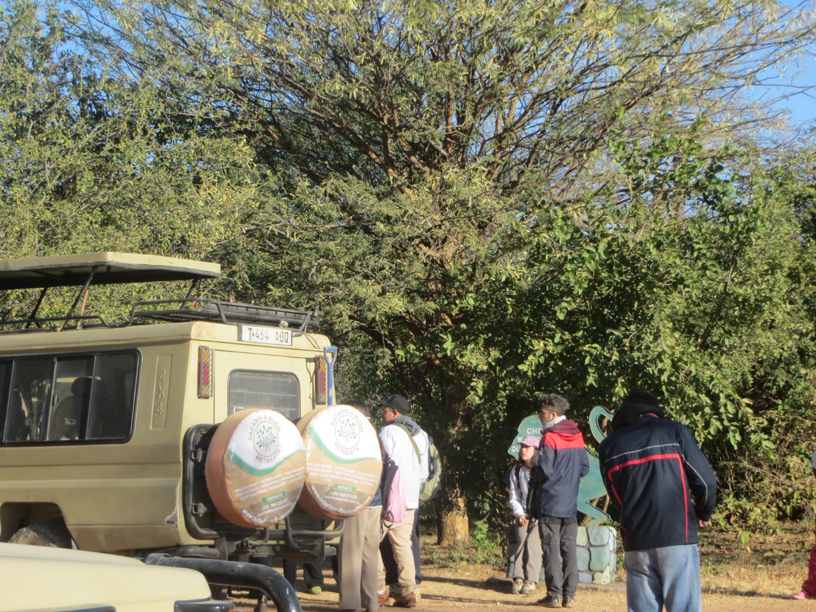 Life on safari — camp and wildlife moments