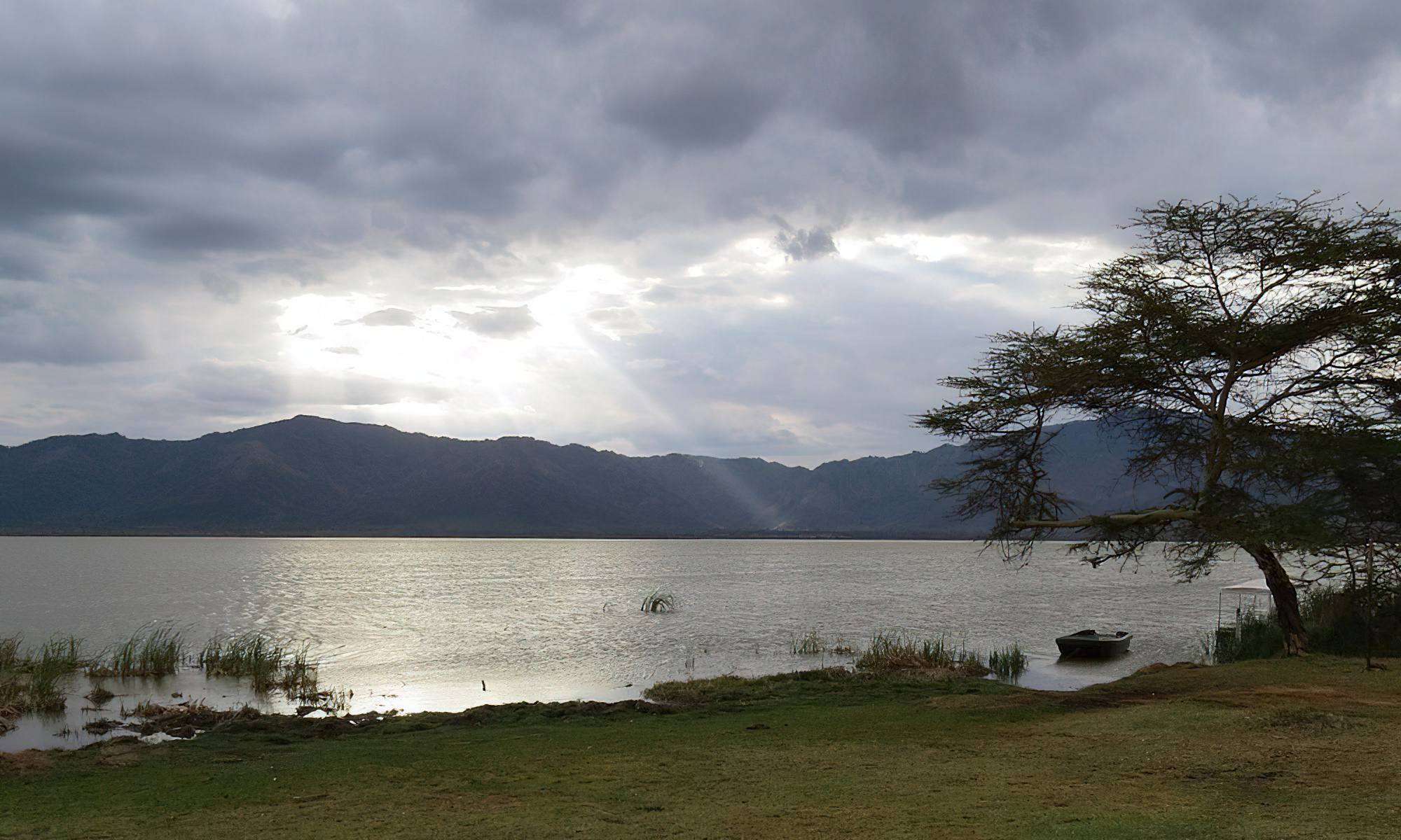 Lake Jipe landscape